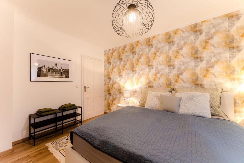 Birdie Apartman 잘레크세니 외부 사진